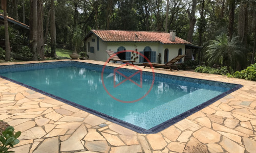 Chácara Pé N'agua em Condominio Fechado