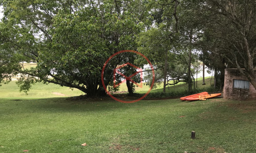 Chácara Pé N'agua em Condominio Fechado
