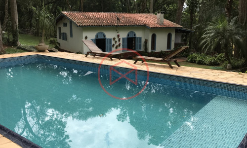 Chácara Pé N'agua em Condominio Fechado