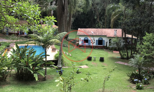 Chácara Pé N'agua em Condominio Fechado