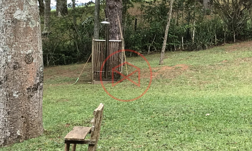 Chácara Pé N'agua em Condominio Fechado