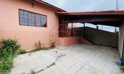 Casa Residencial próximo do Centro de Ibiúna