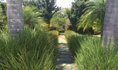 Chácara em Condomínio Antes do Centro!!