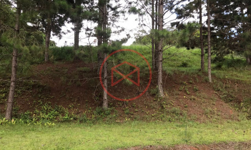 Lote em Condomínio Fechado!!