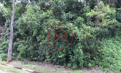 Lote em Condomínio Fechado!!