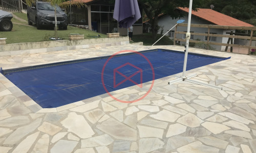 Chácara em Condomínio Fechado!!