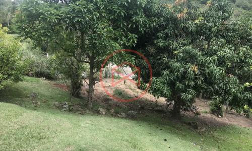 Chácara em Condomínio Fechado!!