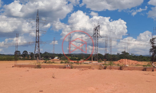Lote em Ibiúna antes do Centro da cidade!