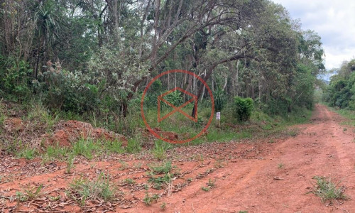 Lote em loteamento fechado! Depois do centro de Ibiuna