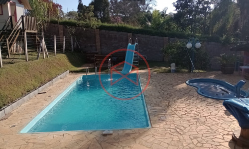 Chácara em Condomínio Próximo do Centro de Ibiúna!!