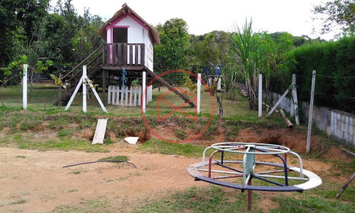 Chácara em Condomínio Próximo do Centro de Ibiúna!!