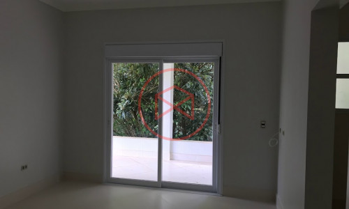 Chácara em Condomínio Antes do Centro de Ibiúna