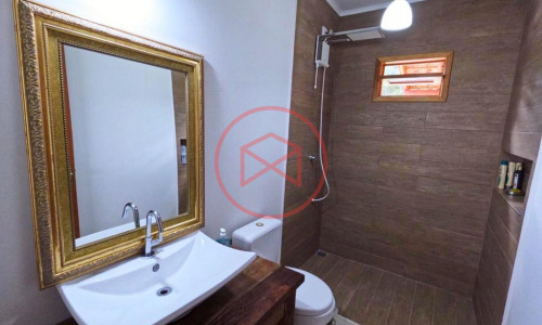 Chácara em Condomínio Fechado!!