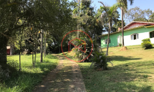 Chácara em Ibiúna local Nobre!