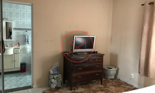 Chácara em Condomínio Fechado Antes do Centro de Ibiúna!!