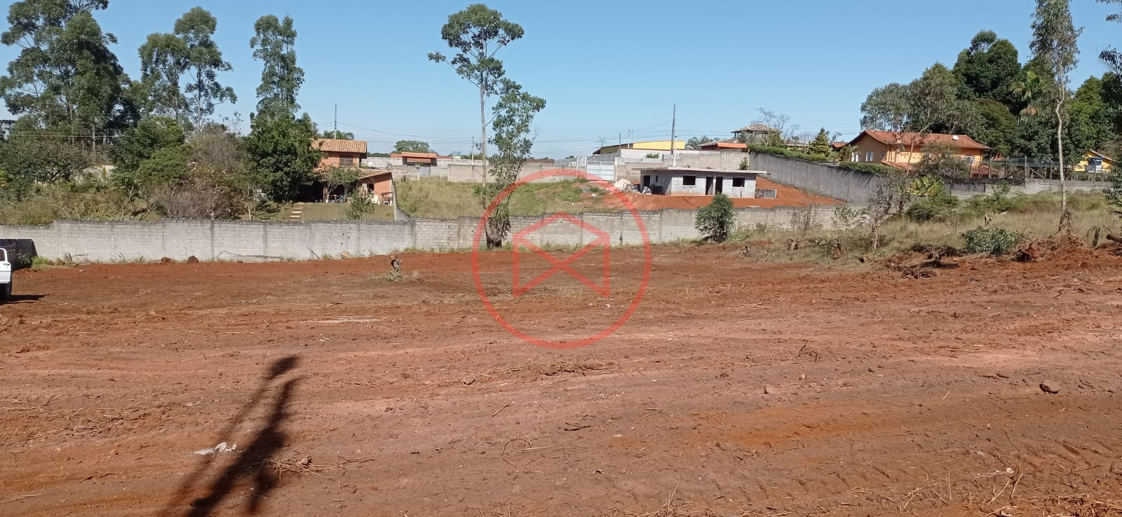 Terreno antes do centro de Ibiúna!