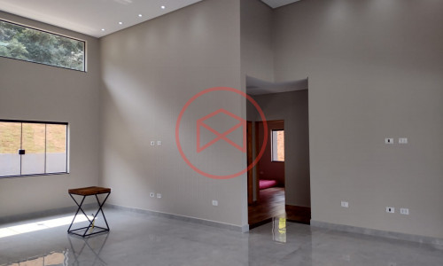 Chácara em Condomínio Fechado em Ibiúna!!