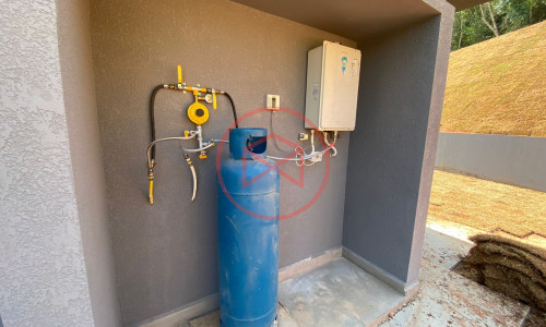 Chácara em Condomínio Fechado em Ibiúna!!