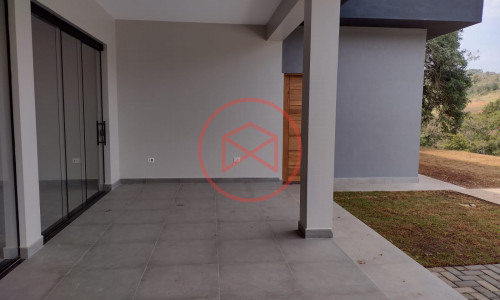 Chácara em Condomínio Fechado em Ibiúna!!