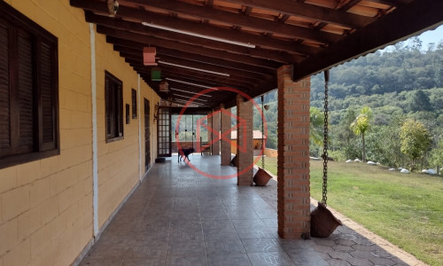 Chácara em Ibiúna Próximo ao Centro !