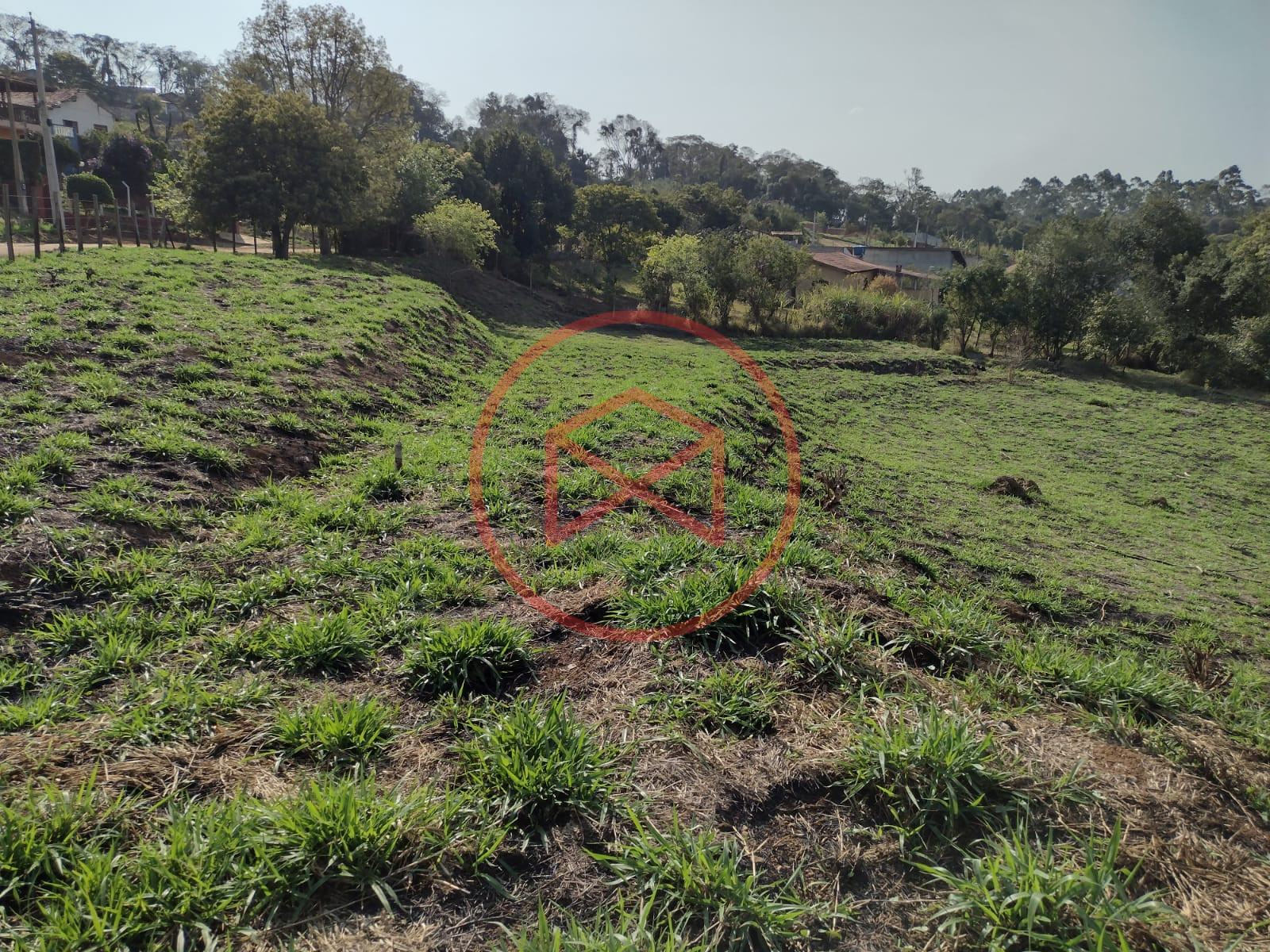 Terreno próximo do centro de Ibiuna!!