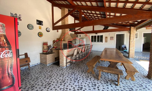 Chácara em Ibiúna próximo à Represa !!!