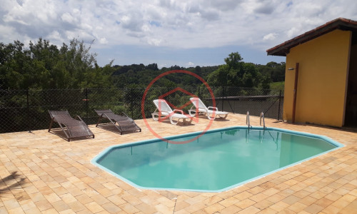 Chácara com 15.000 mts em Ibiúna!