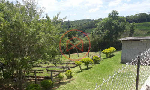 Chácara com 15.000 mts em Ibiúna!