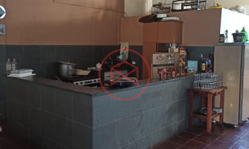 Casa no Centro de Ibiúna!