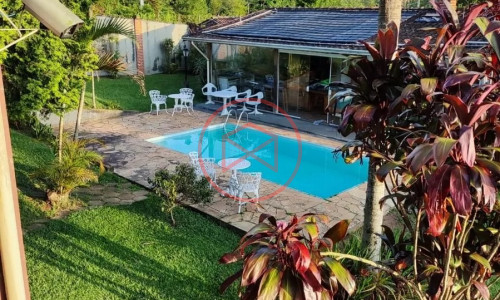 Chácara com 3.000 mts antes do centro de Ibiúna!