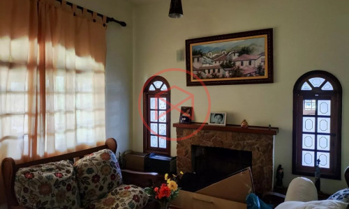 Chácara com 3.000 mts antes do centro de Ibiúna!