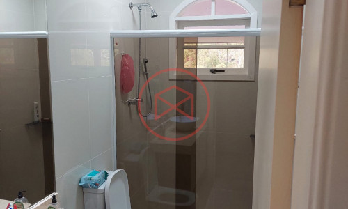 Chácara com 5.000 mts antes do Centro de Ibiúna