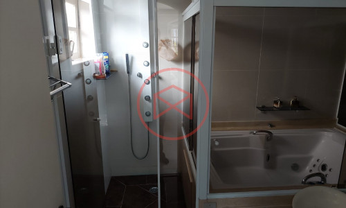 Chácara com 5.000 mts antes do Centro de Ibiúna