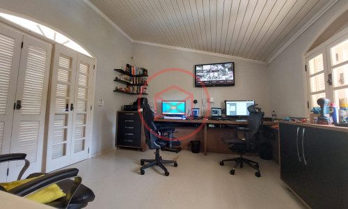 Chácara com 5.000 mts antes do Centro de Ibiúna