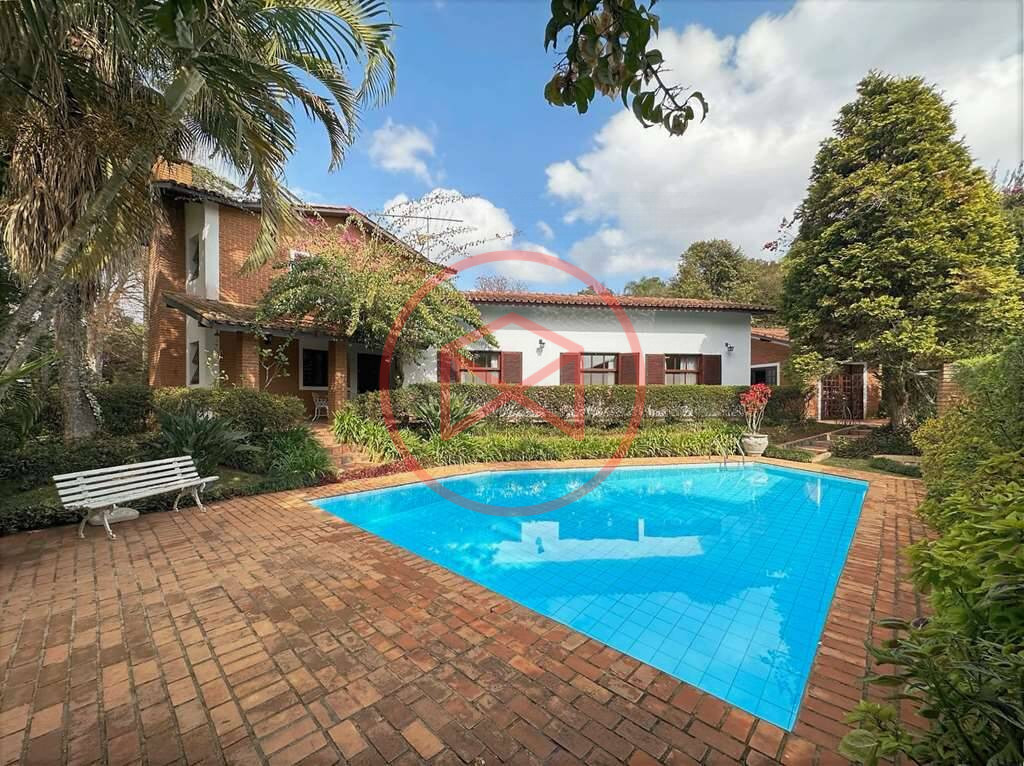 Chácara em Condomínio Antes do Centro de Ibiúna!!