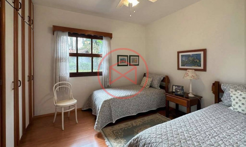 Chácara em Condomínio Antes do Centro de Ibiúna!!