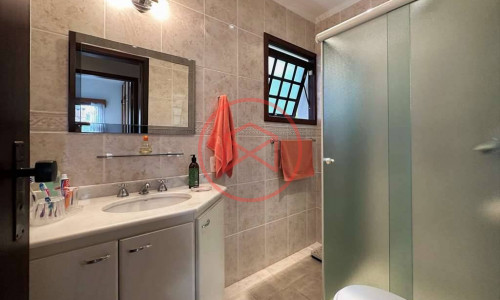 Chácara em Condomínio Antes do Centro de Ibiúna!!