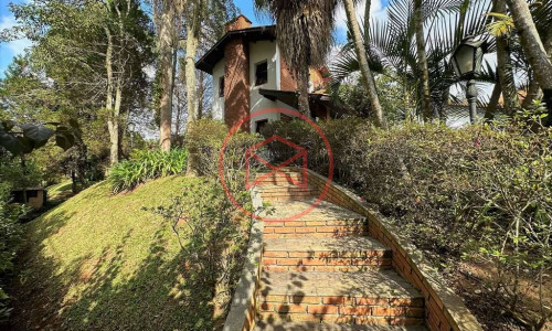 Chácara em Condomínio Antes do Centro de Ibiúna!!