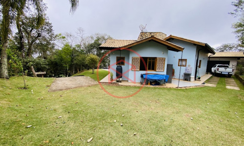 Chácara em Condomínio Fechado em Ibiúna!!