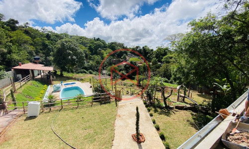 Chácara Próximo do Centro de Ibiúna!!