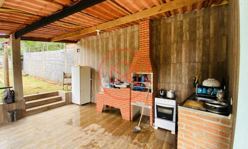 Chácara Próximo do Centro de Ibiúna!!