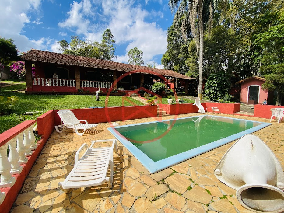 Chácara Antes do Centro de Ibiúna!!