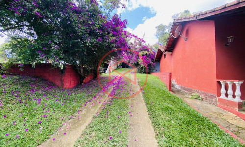 Chácara Antes do Centro de Ibiúna!!