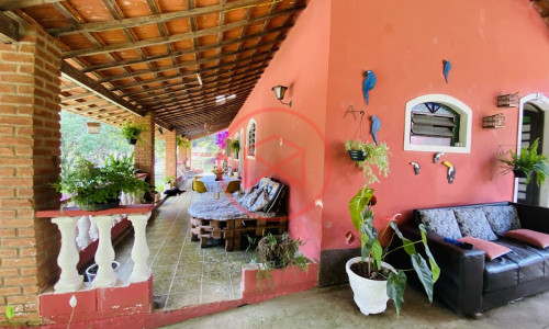 Chácara Antes do Centro de Ibiúna!!