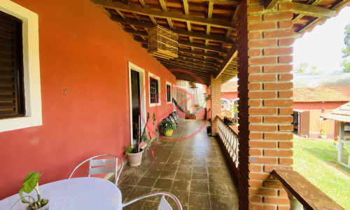 Chácara Antes do Centro de Ibiúna!!