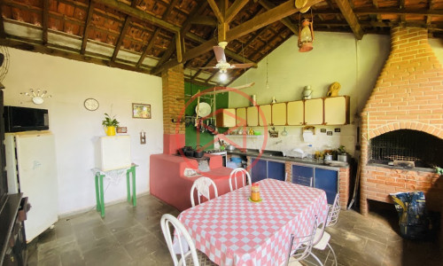 Chácara Antes do Centro de Ibiúna!!