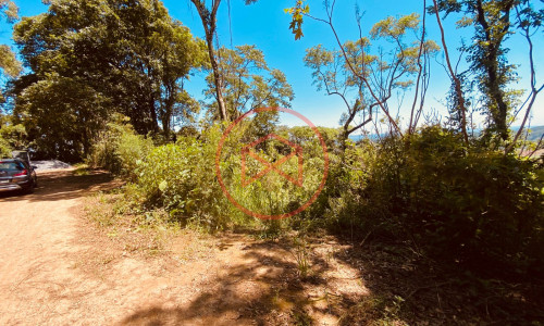 Lote em condomínio fechado!!