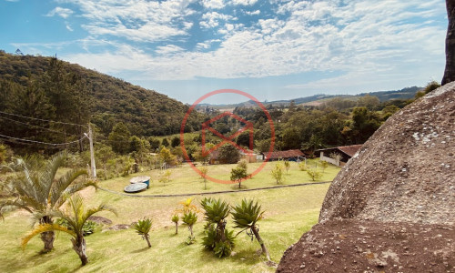 Chácara com 12.500 mts em Ibiúna!!