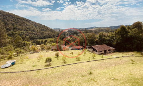 Chácara com 12.500 mts em Ibiúna!!