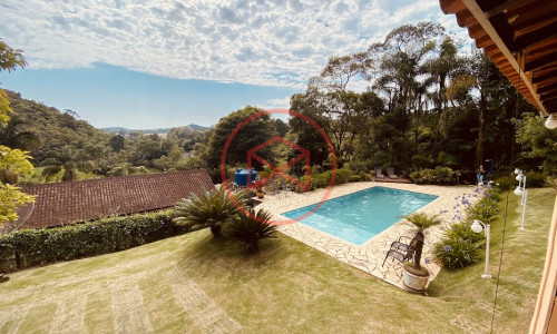 Chácara com 12.500 mts em Ibiúna!!